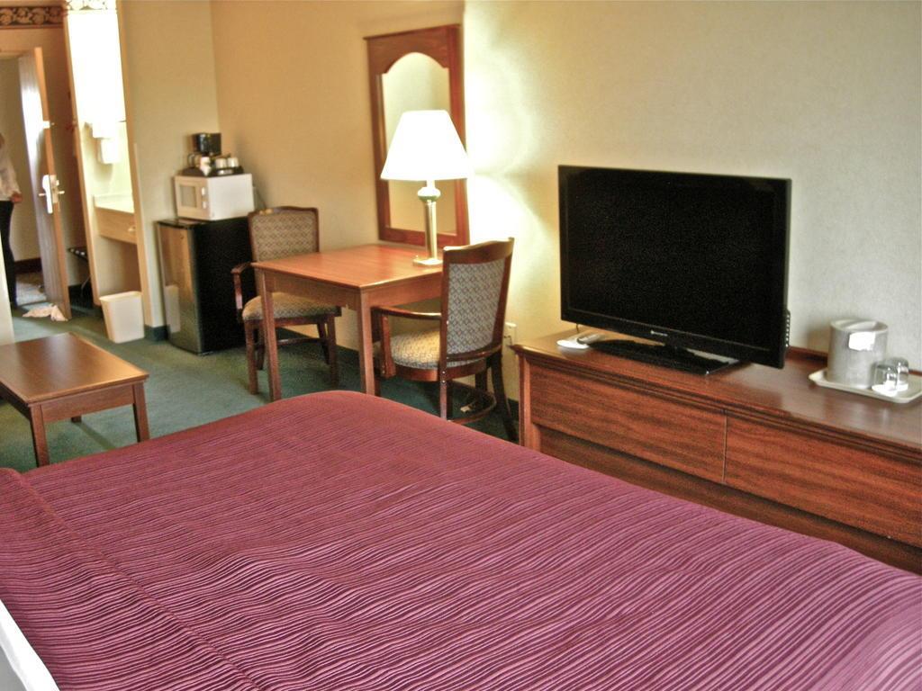 Quality Inn Bend Exterior photo
